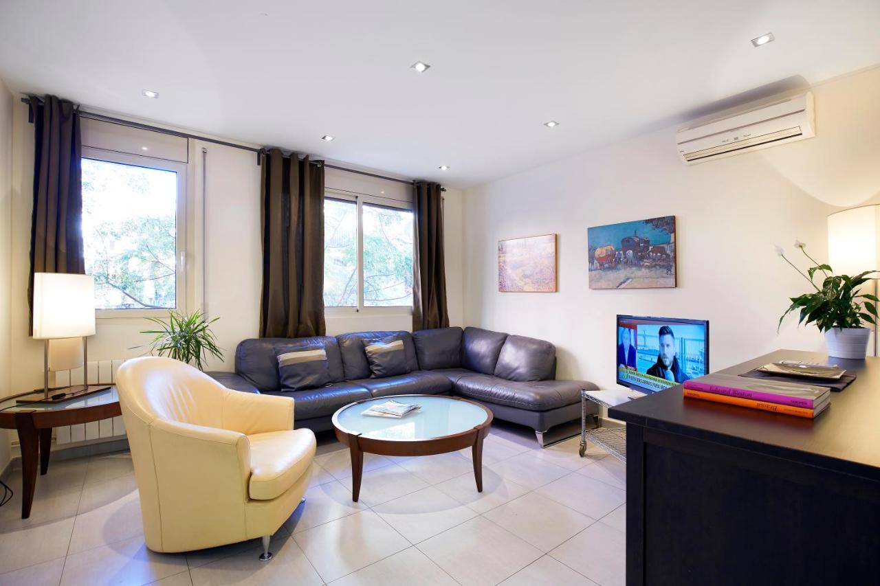 Apartamentos Calvet Barcelona Kültér fotó