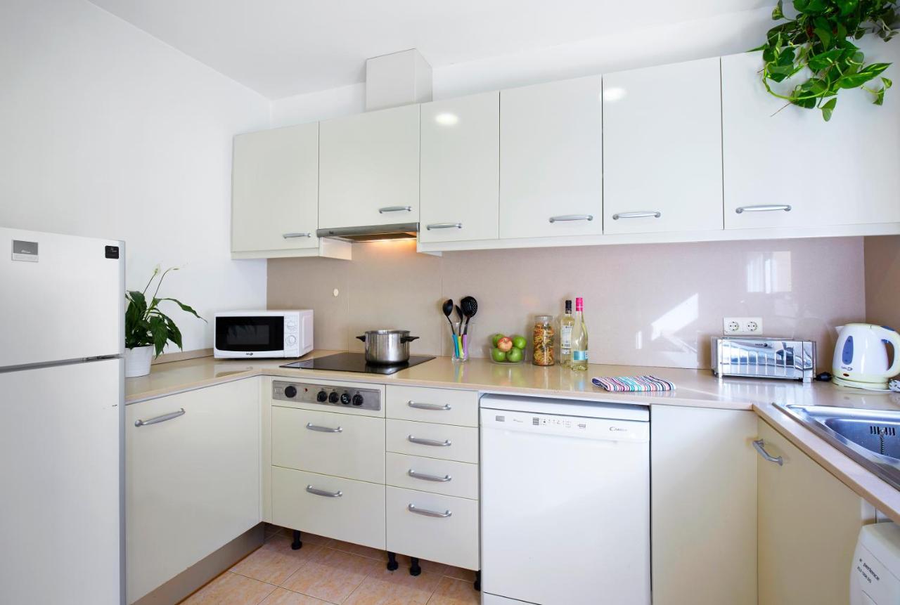 Apartamentos Calvet Barcelona Kültér fotó