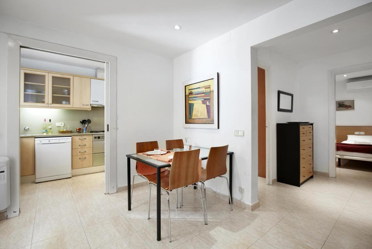 Apartamentos Calvet Barcelona Kültér fotó
