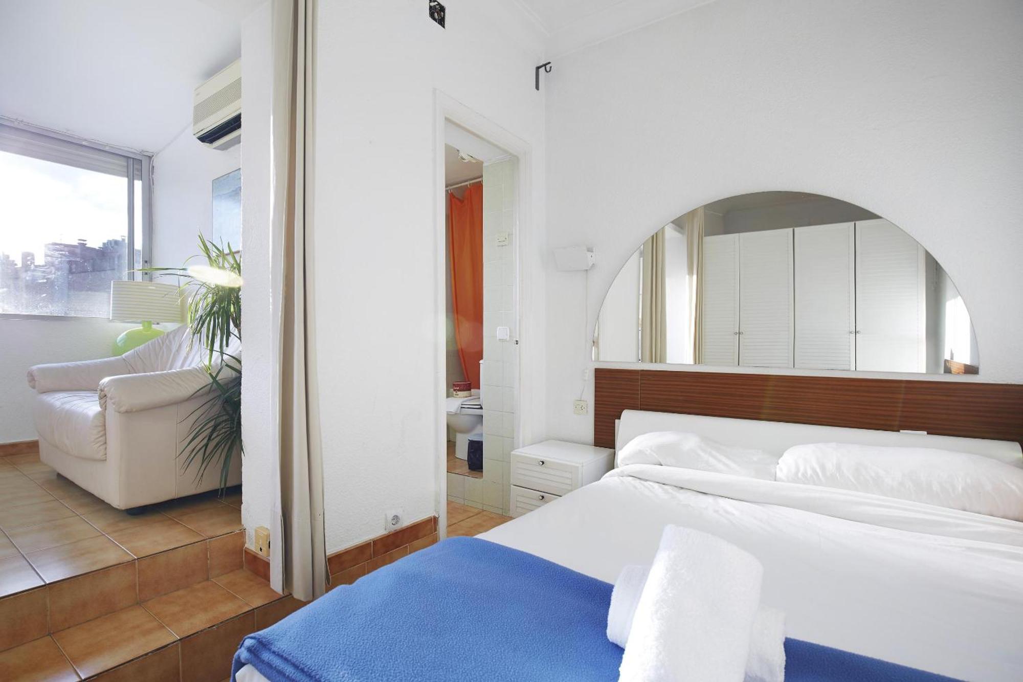 Apartamentos Calvet Barcelona Kültér fotó