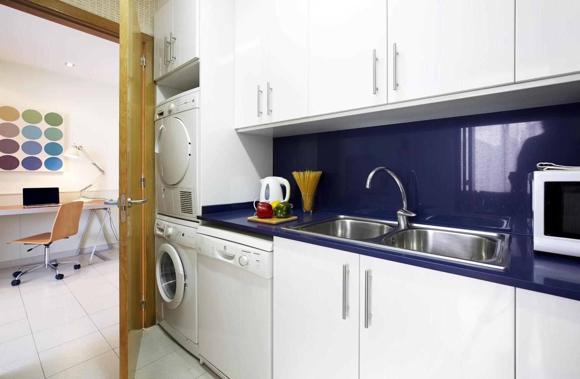 Apartamentos Calvet Barcelona Kültér fotó