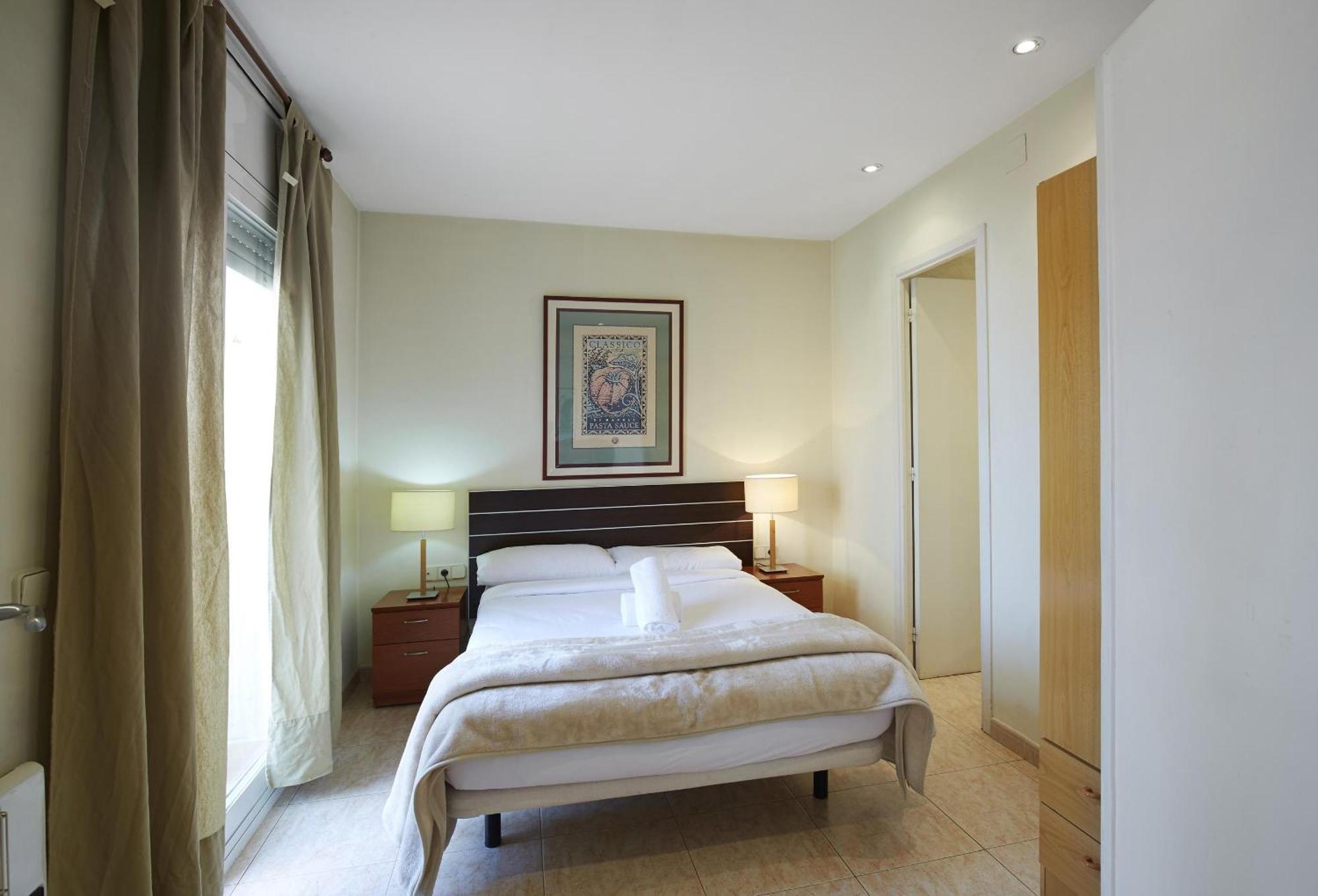 Apartamentos Calvet Barcelona Kültér fotó